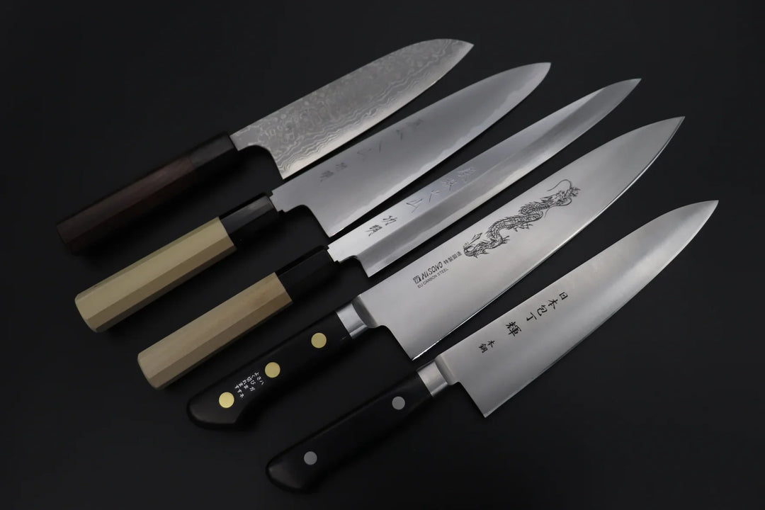 The Razor's Edge: Why Carbon Steel Knives Are a Game Changer for Your Kitchen